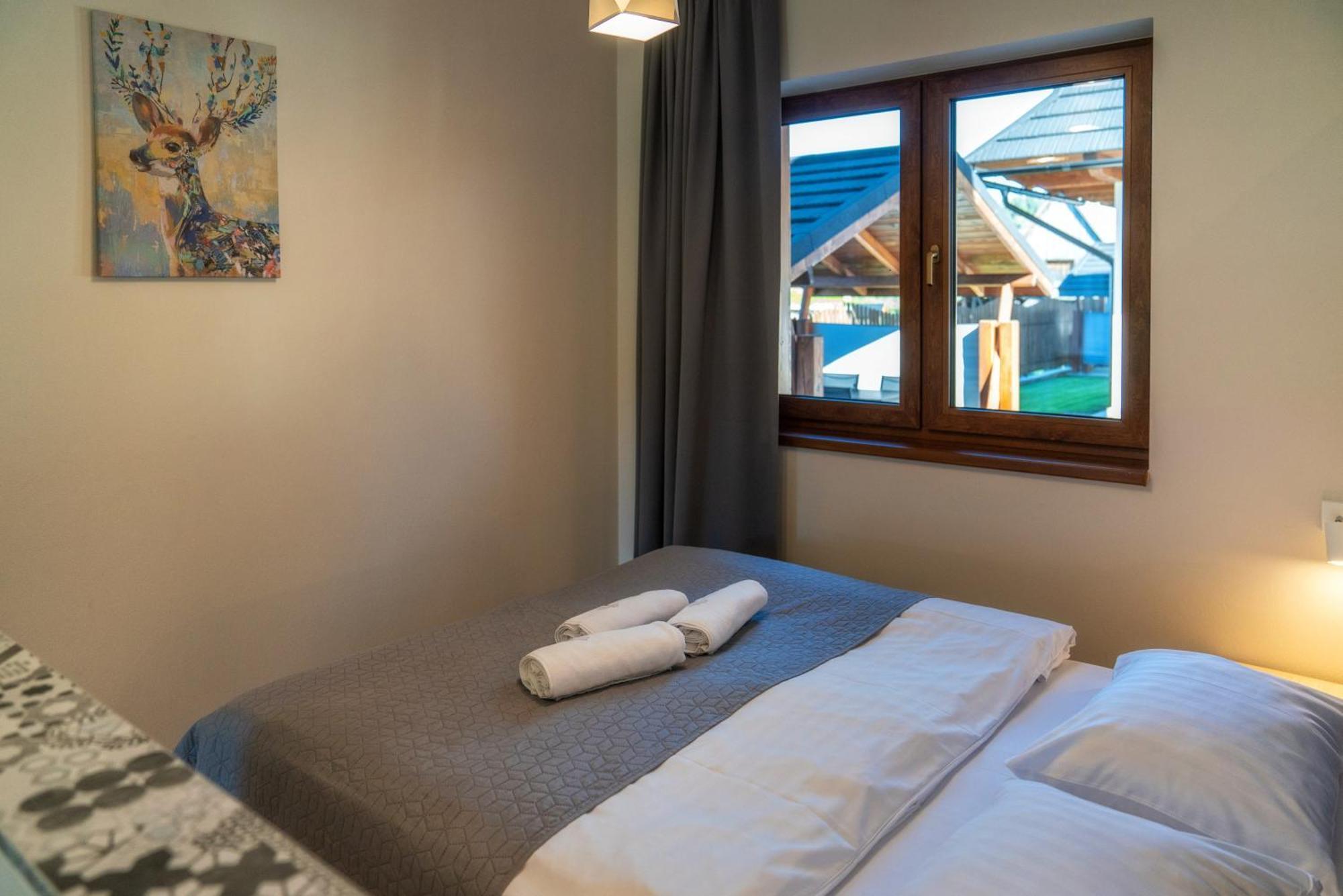 Frühstückspension Apartamenty, Pokoje Przy Termach - 70 M Termy Szaflary, 150 M Goracy Potok