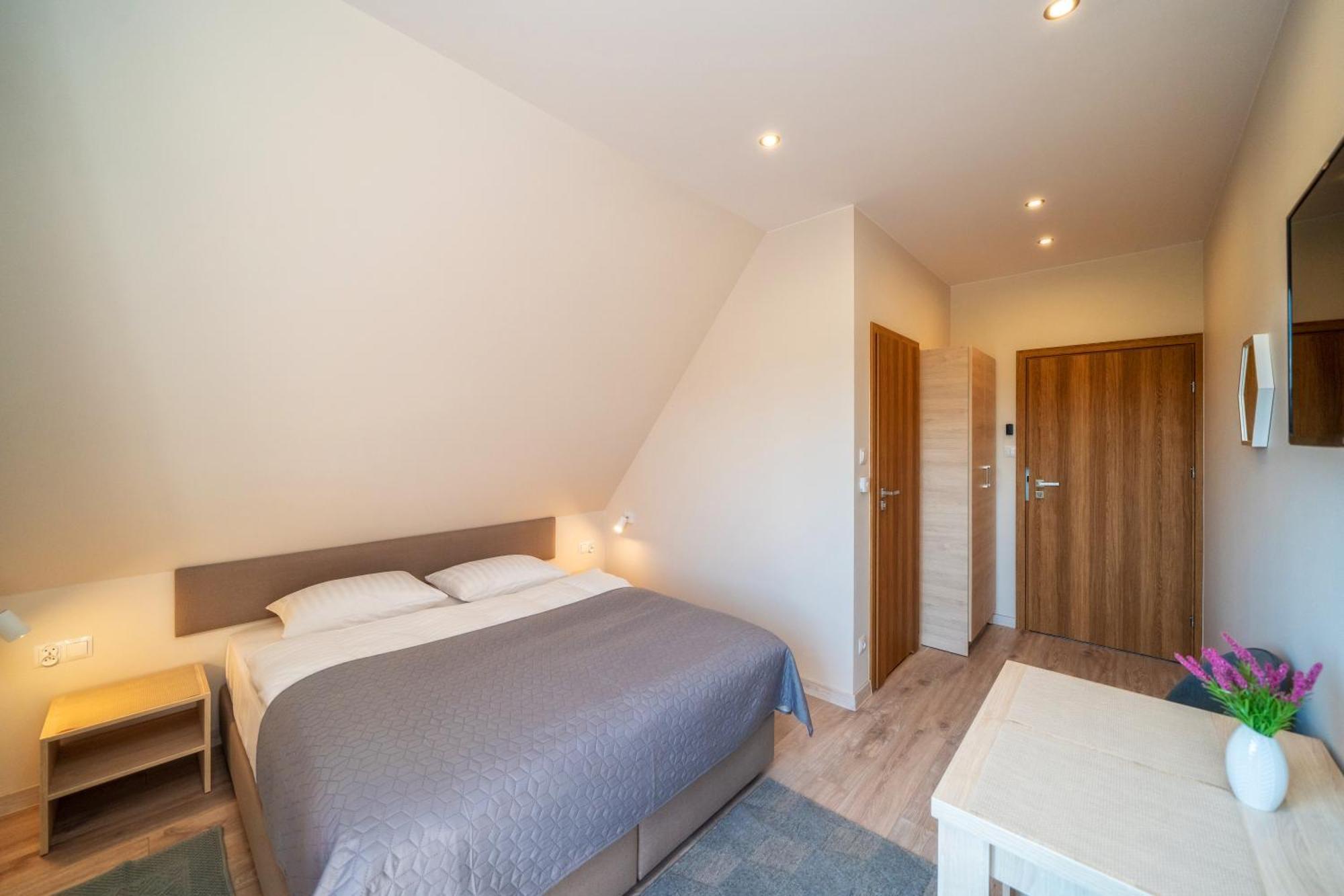 Frühstückspension Apartamenty, Pokoje Przy Termach - 70 M Termy Szaflary, 150 M Goracy Potok