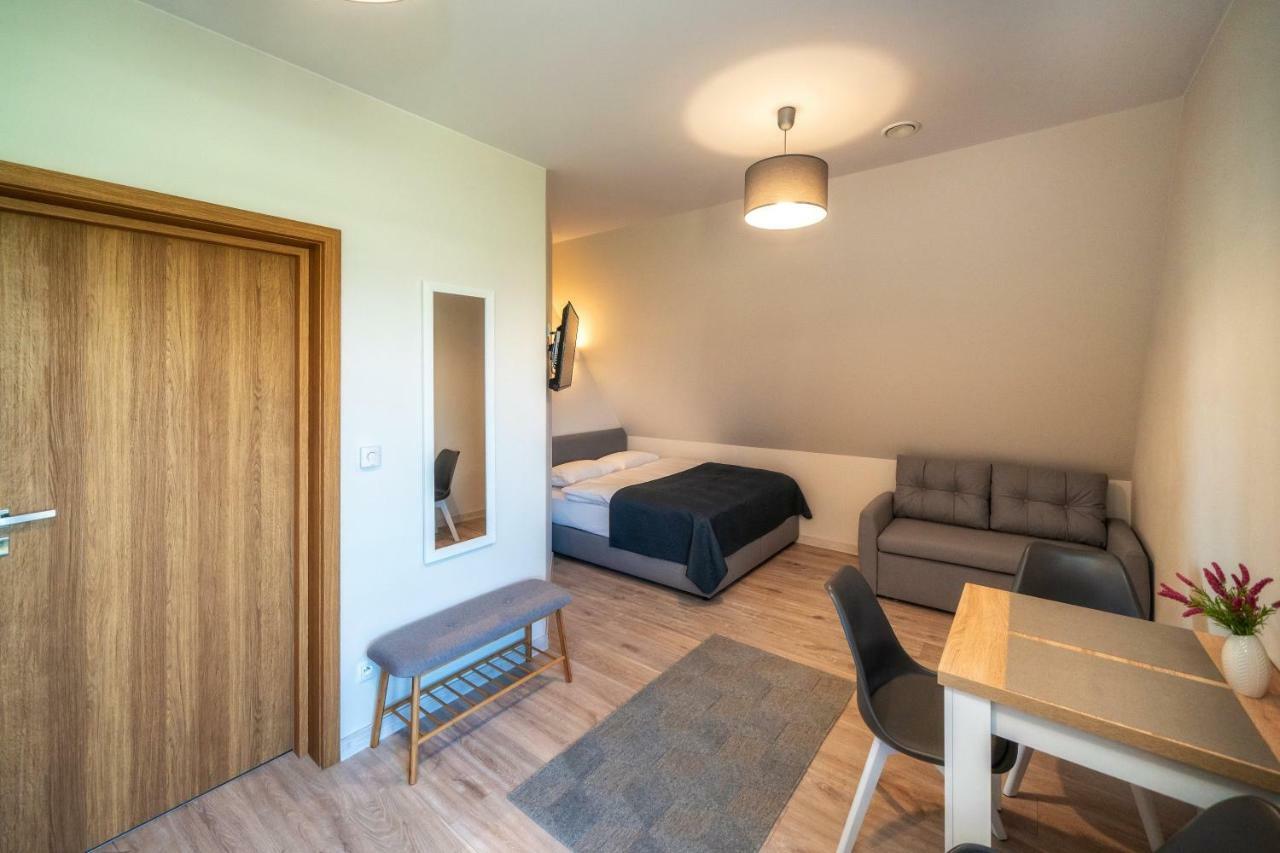 Frühstückspension Apartamenty, Pokoje Przy Termach - 70 M Termy Szaflary, 150 M Goracy Potok