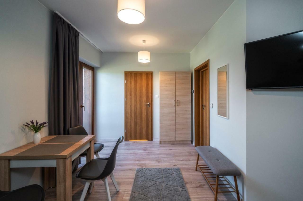 Frühstückspension Apartamenty, Pokoje Przy Termach - 70 M Termy Szaflary, 150 M Goracy Potok *