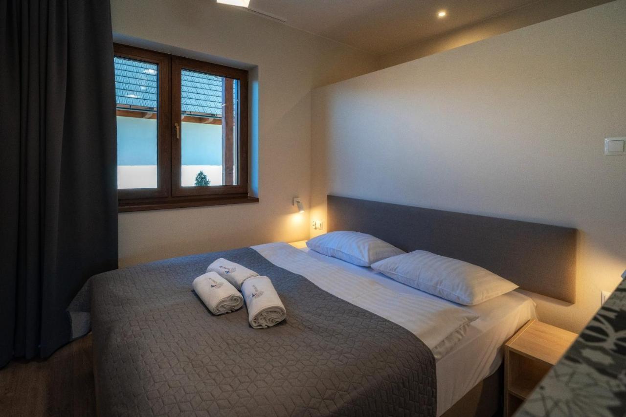Apartamenty, Pokoje Przy Termach - 70 M Termy Szaflary, 150 M Goracy Potok Frühstückspension